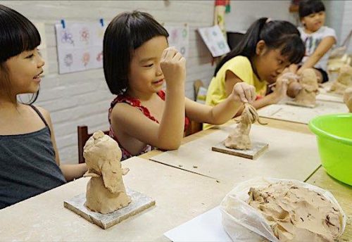 Lớp học điêu khắc cho trẻ  